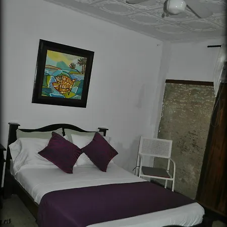 Hostal Casa Venecia *