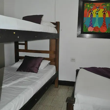 Hostal Casa Venecia *